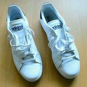 Men's Adidas Size: 12 US / 46 EUR